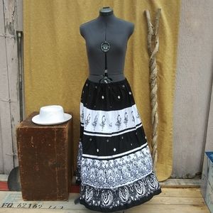 Boho and white maxi skirt by choices size 1X